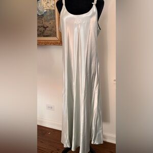Oscar de la Renta Silver Satin Nightgown